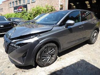 Schadeauto Nissan Qashqai N-Connecta 2025/3