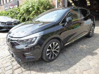 Schadeauto Renault Clio V Techno 2023/8