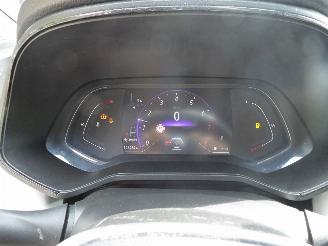 Renault Clio V Techno picture 19