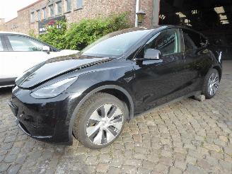 Voiture accidenté Tesla Model Y  2024/6