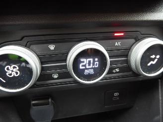 Dacia Sandero Stepway Expression picture 18