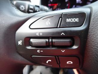 Kia Stonic  picture 14