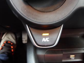 Kia Stonic  picture 18
