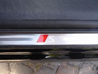 Audi Q6 e-tron performance S Line picture 15