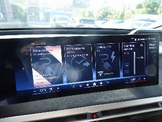 BMW iX 40 Sport picture 23