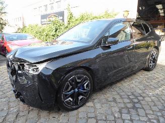 Schadeauto BMW iX 40 Sport 2023/8