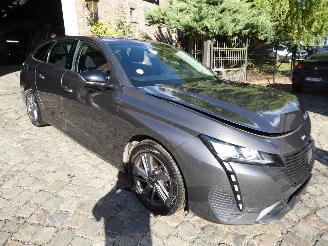 Peugeot 308 SW Active Pack picture 4