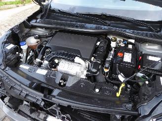 Peugeot 2008 Allure picture 23
