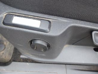 Volkswagen Caddy Maxi Combi Plus picture 16