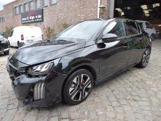 Unfallwagen Peugeot 208 Hybrid 100 Allure 2024/11