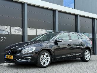 ocasión turismos Volvo V-60 2.4 D6 AWD Plug-In Hybrid 2015/12