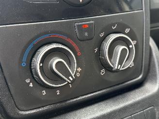 Peugeot Boxer 2.2 HDI Airco 3-PERS picture 8
