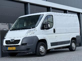 ojeté vozy dodávky Peugeot Boxer 2.2 HDI Airco 3-PERS 2014/3