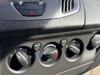 Ford Transit Connect 2.0 TDCI L2H1 DC 5-PERS * MARGE * picture 10