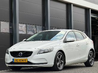 bruktbiler auto Volvo V-40 2.0 D2 Navi Clima PDC 2015/11