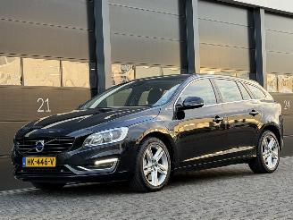 Käytettyjen passenger cars Volvo V-60 2.4 D6 AWD Plug-In Hybrid Navi Leer Xenon 2015/12