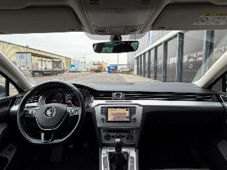 Volkswagen Passat 1.6 TDI Navi Clima Keyless EURO-6 picture 7