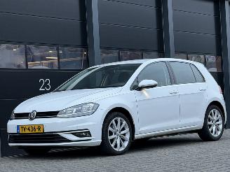 begagnad bil auto Volkswagen Golf 1.6 TDI Highline Virtual Cockpit Clima 2018/11