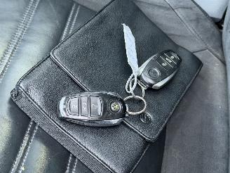 Volkswagen Touareg 3.0 TDI R-Line Pano Camera Euro-6 picture 19