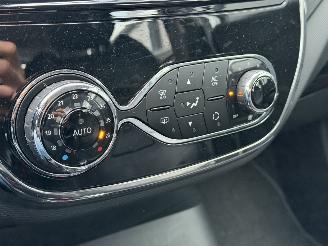 Renault Captur 1.5 dCi Navi Clima AUTOMAAT picture 10