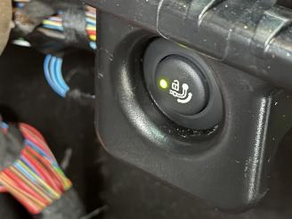 BMW 5-serie 520d Virtual-Cockpit Hade-Up Panorama picture 21