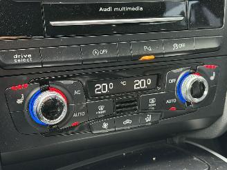 Audi A4 Avant 2.0 TDI S-Line Leer Clima PDC picture 12