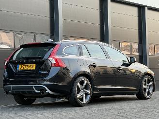 Volvo V-60 1.6 DRIVe R-Design Navi Clima PDC picture 4