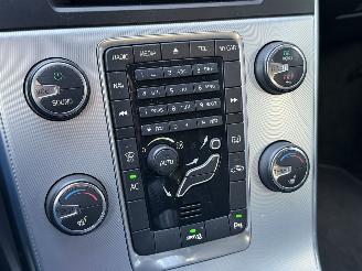 Volvo V-60 1.6 DRIVe R-Design Navi Clima PDC picture 10