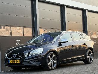 Gebrauchtwagen PKW Volvo V-60 1.6 DRIVe R-Design Navi Clima PDC 2011/8