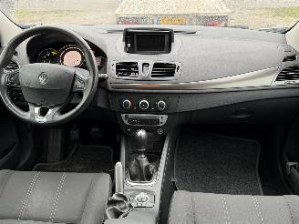 Renault Mégane 1.5 dCi Expression picture 5