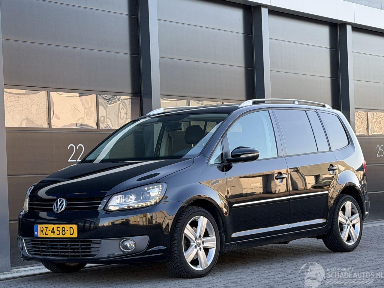 Volkswagen Touran 1.4 TSI Highline Xenon Navi Clima