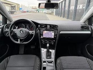 Volkswagen Golf 1.6 TDI CUP Edition Xenon Navi AUTOMAAT picture 7