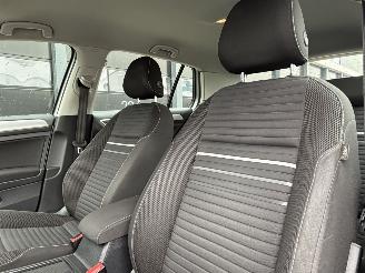 Volkswagen Golf 1.6 TDI CUP Edition Xenon Navi AUTOMAAT picture 8