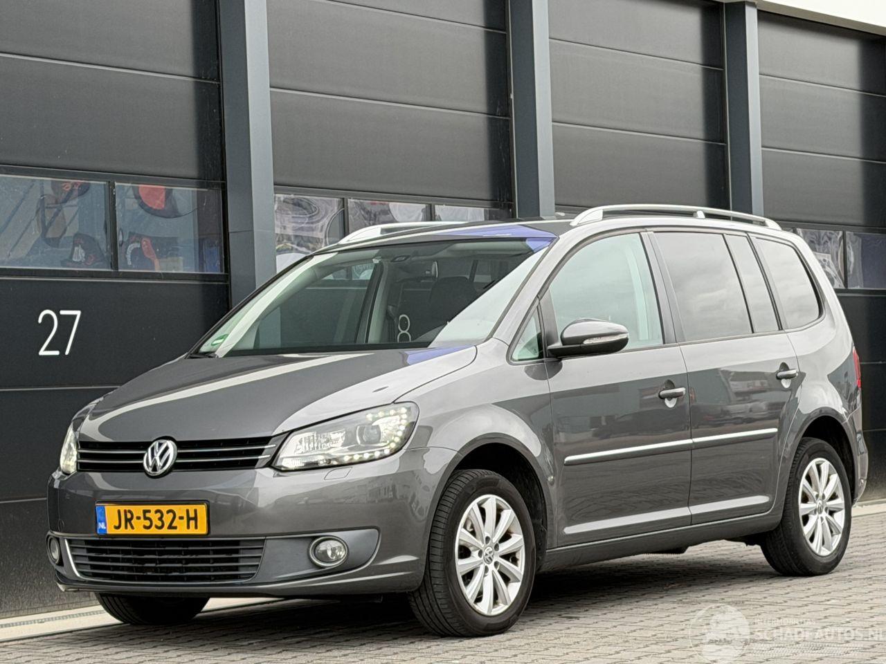 Volkswagen Touran 2.0 TDI Xenon Navi Camer Leer