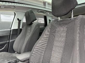 Peugeot 308 1.6 BlueHDI Blue Camera Panorama EURO-6 picture 9