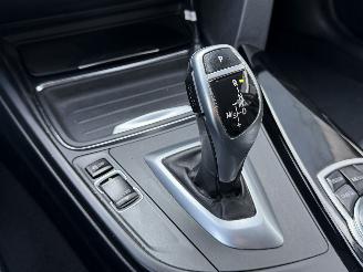 BMW 3-serie 320d Sport Edition Leer Clima PDC picture 12