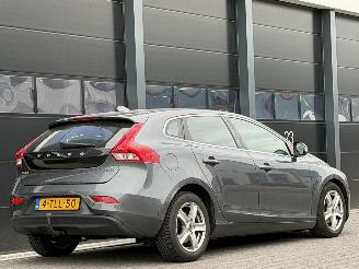 Volvo V-40 1.6 D2 Navi Clima PDC picture 4