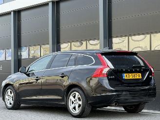 Volvo V-60 2.0 D2 Navi Clima PDC EURO-6 picture 5