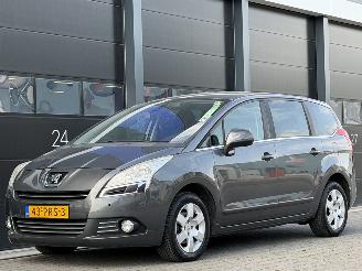 okazja samochody osobowe Peugeot 5008 1.6 HDiF Blue Lease Navi Clima 2011/3