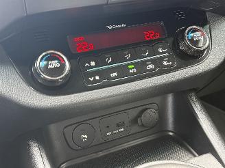 Kia Sportage 1.6 GDI Navi Leer Clima PDC picture 10