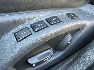 Volvo V-70 2.0 D3 Xenon Dak Leer PDC picture 9