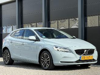 Volvo V-40 2.0 D2 Harman/Kardol Xenon Euro-6 picture 2