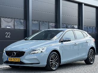 Gebrauchtwagen PKW Volvo V-40 2.0 D2 Harman/Kardol Xenon Euro-6 2016/11