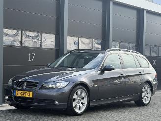 Ocazii autoturisme BMW 3-serie 325i Pano Navi Clima PDC 2005/11