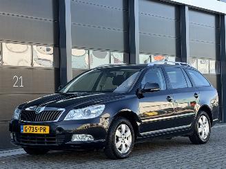 Vaurioauto  passenger cars Skoda Octavia 2.0 TDI 140 PK Clima PDC 2012/5