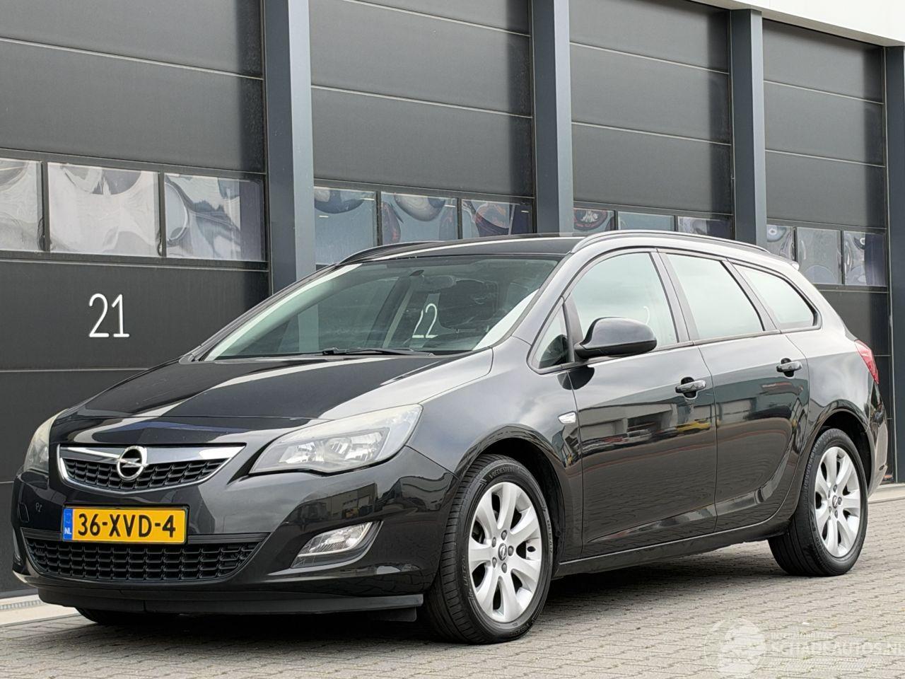 Opel Astra 1.7 CDTi Navi Airco PDC