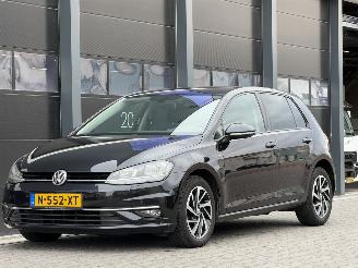 Käytettyjen passenger cars Volkswagen Golf 1.6 TDI Navi Clima PDC EURO-6 2018/5