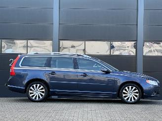 Volvo V-70 2.0 D4 Dak Leer Clima Navi picture 3