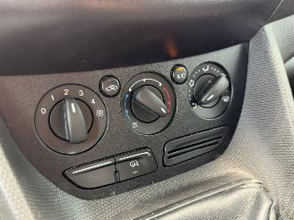 Ford Transit Connect 1.6 TDCI L2 Maxi 3-PERS picture 11