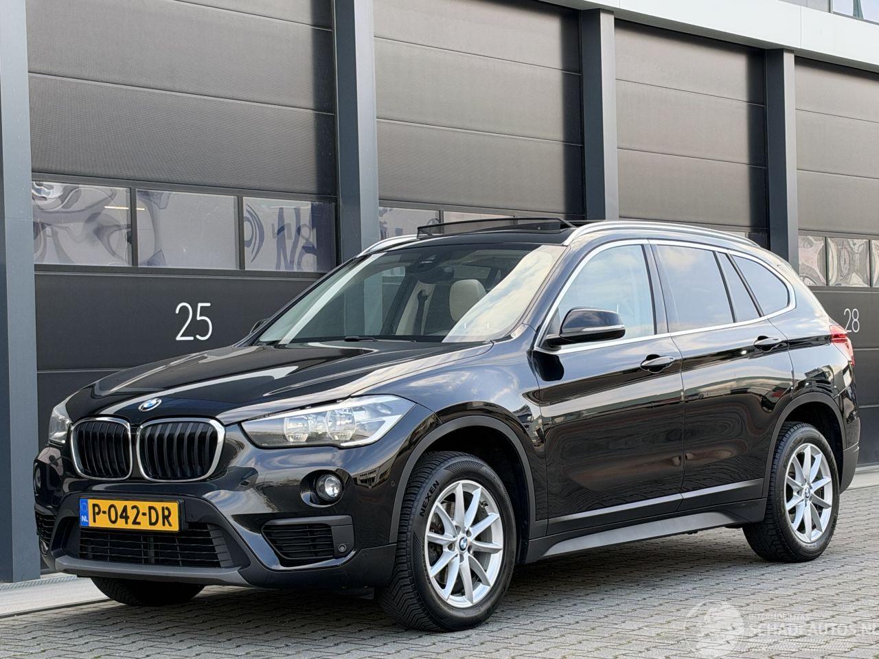 BMW X1 2.0 18D Pano Leer Camera Clima